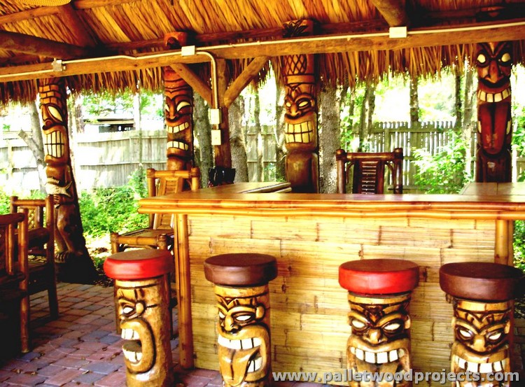 Recycled Pallet Tiki Bar Ideas | Pallet Wood Projects